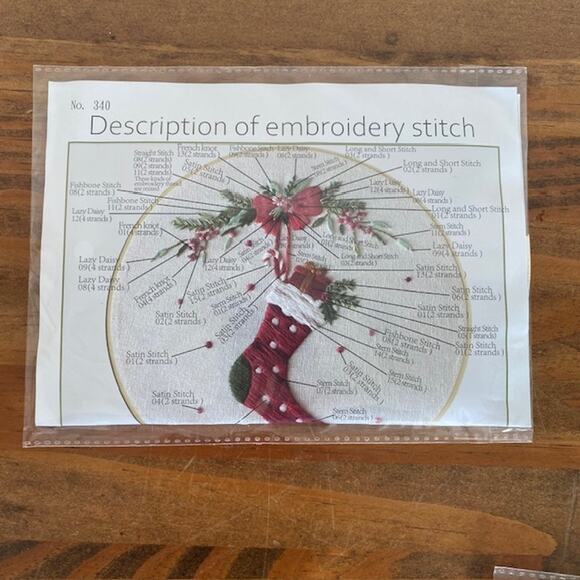 Reewisly Set of 4 Christmas Embroidery Kits - Reindeer, Stocking, Wreath - Picture 4 of 6